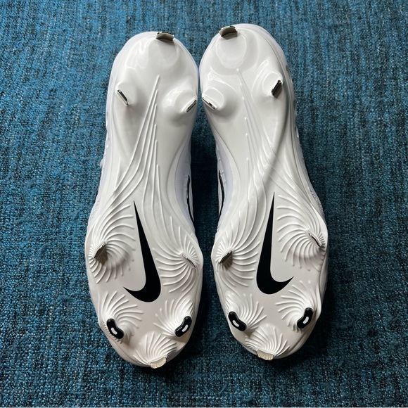 Nike Alpha Huarache NXT Baseball Cleats in White Black Wolf Gray - Picture 8 of 9